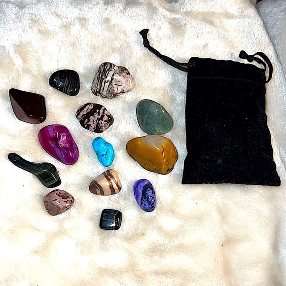 NEW ๐ BUNDLE OF 13 GEM STONES - JADE TIGERS EYE BLACK ONYX TURQUOISE AMETHYST - Picture 2 of 4